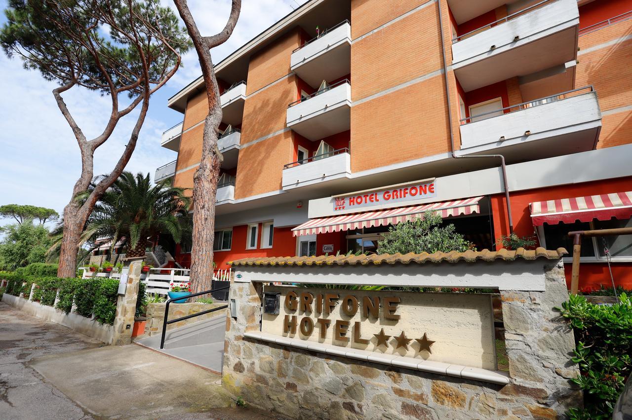 Hotel Grifone Принчипина а Маре Екстериор снимка